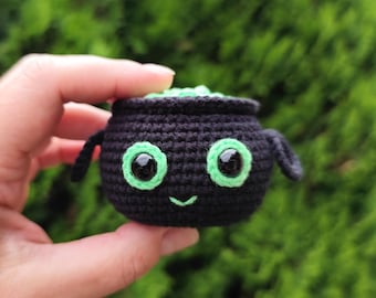 Amigurumi cauldron Crochet Pattern - Halloween PDF tutorial