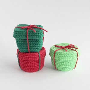 Gift Box Crochet Pattern