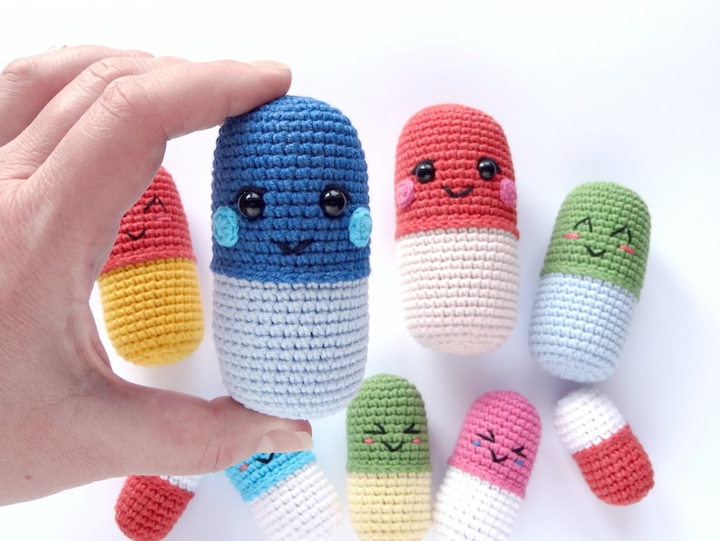 happy pills amigurumi crochet pattern