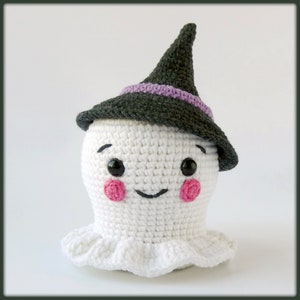 Amigurumi Ghost in a Witch Hat Halloween Crochet Pattern