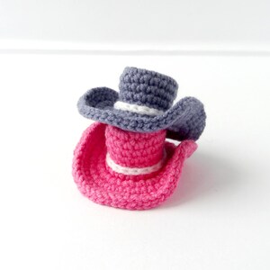Tiny cowgirl hat crochet pattern