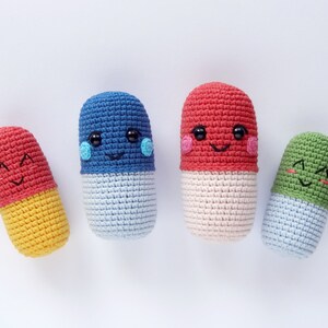 cute pills crochet pattern