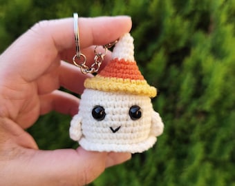 Cute tiny ghost Crochet Pattern - amigurumi PDF tutorial