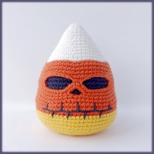 Skull candy corn Crochet Pattern Halloween decoration