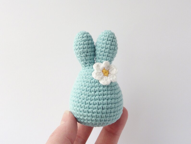 Easter decoration bunny crochet pattern