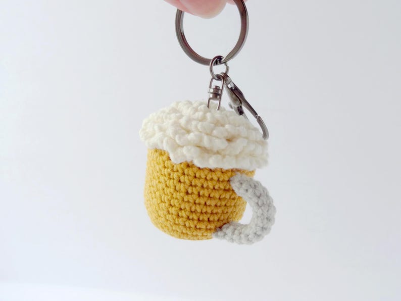 Beer keychain Crochet Pattern easy pdf tutorial