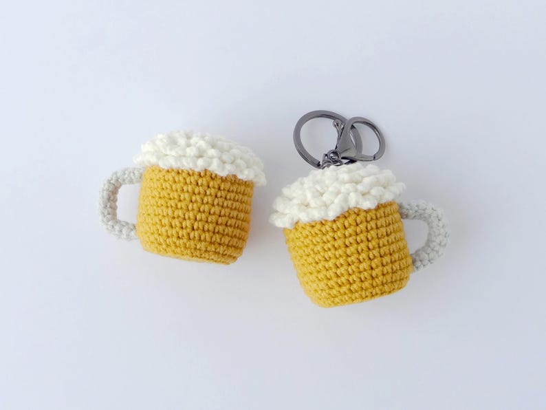 Beer keychain crochet pattern for beginners