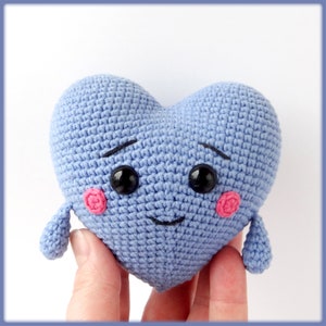 Cute Heart Crochet Pattern amigurumi toy