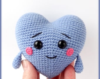 Cute Heart Crochet Pattern - Amigurumi heart PDF tutorial
