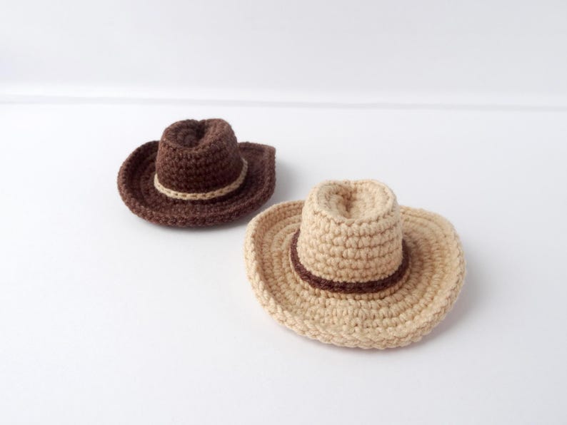 Crochet cowboy hat for crochet toys pdf pattern