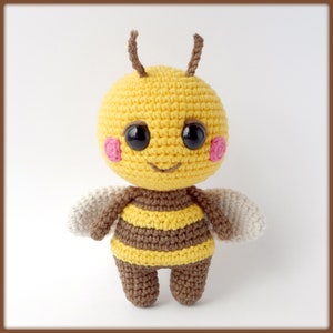 Little Bee Crochet Pattern | Cute Honey Bee Amigurumi Crochet Pattern