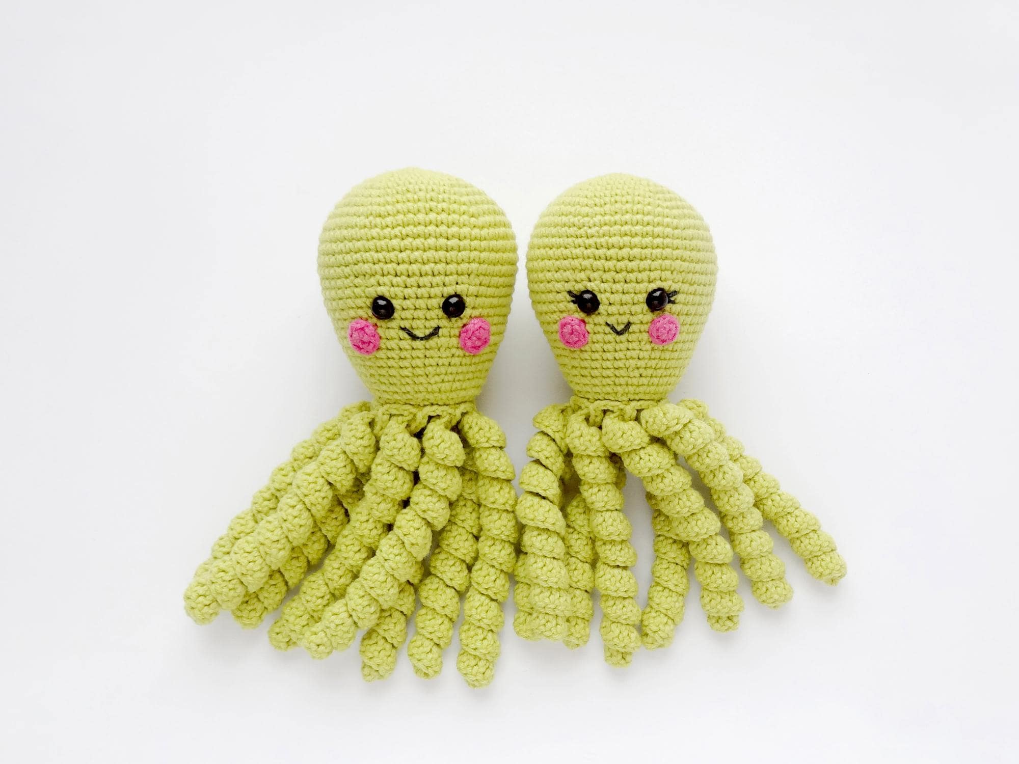 ＊＊ あむぬい ぬいぐるみ ウサビッチ キューブクッション メカネンコ｜Yahoo