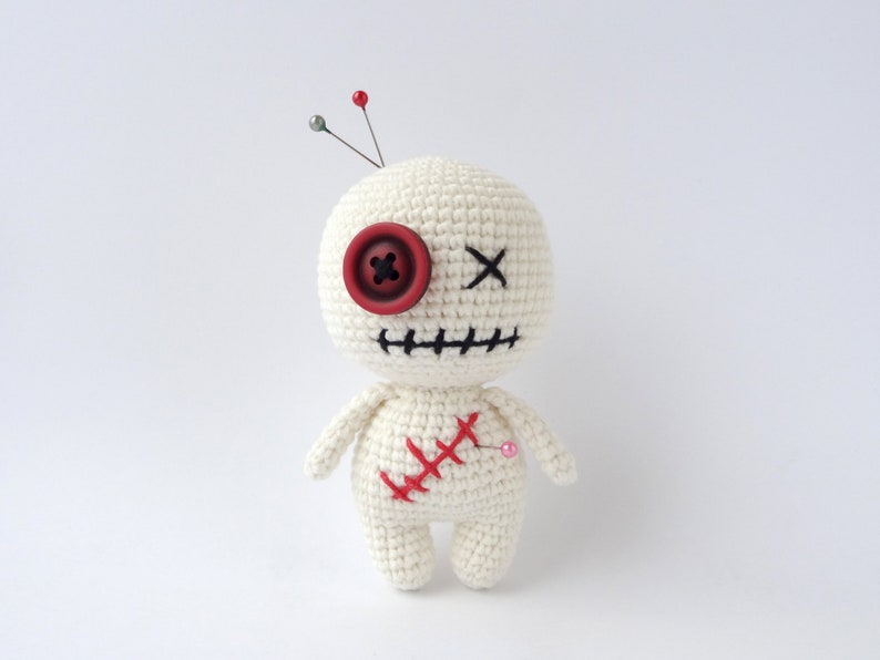 White voodoo doll crochet pattern
