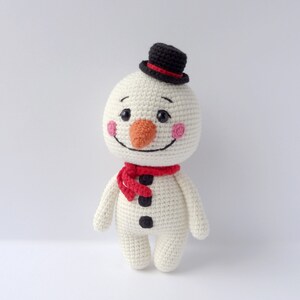 Snowman Crochet Pattern Christmas decoration