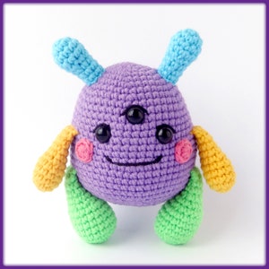 Monster Ray Crochet Pattern amigurumi toy