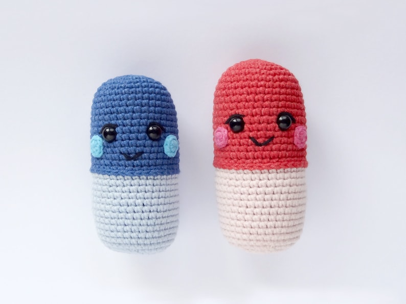 red and blue pills crochet pattern