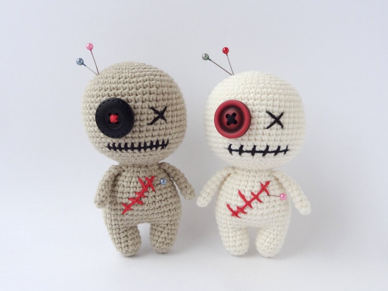 Easy voodoo doll crochet pattern
