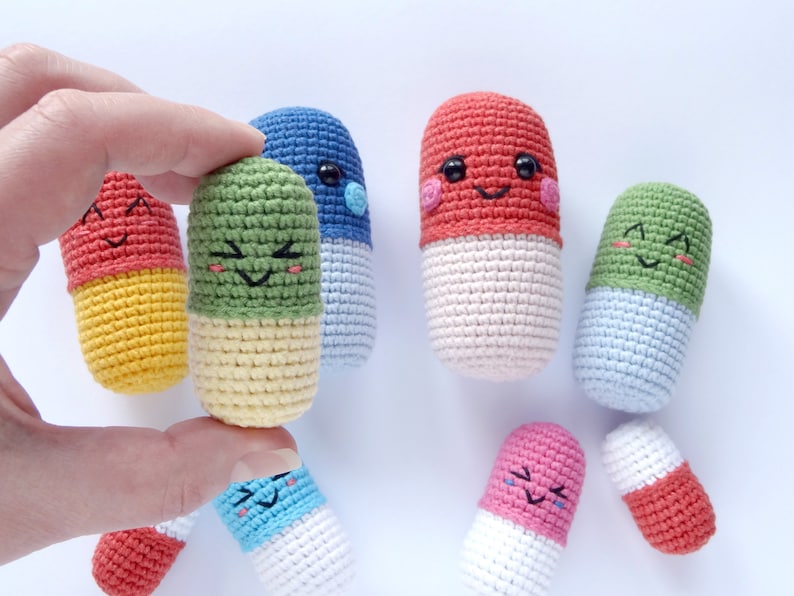 happy pills crochet pattern