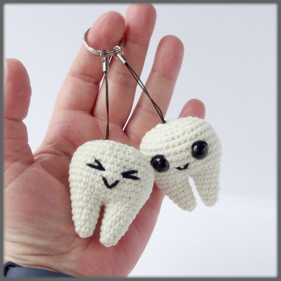 Tooth keychain Crochet Pattern pdf tutorial