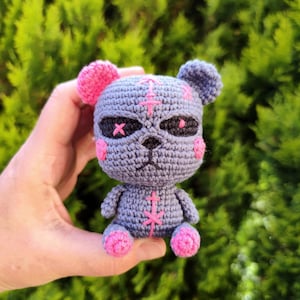 Patrón de oso terrorífico a crochet - tutorial en PDF de oso calavera amigurumi