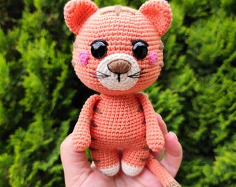 Tiger Crochet Pattern - amigurumi tiger PDF tutorial