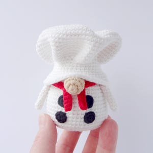 Chef gnome easy step-by-step crochet pattern
