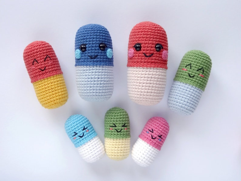 cute pills crochet pattern amigurumi