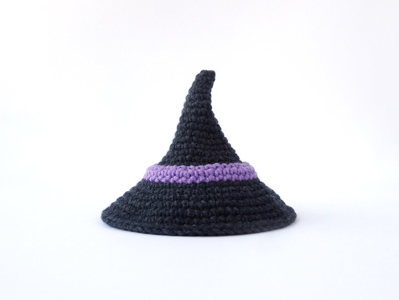 amigurumi witch hat crochet pattern