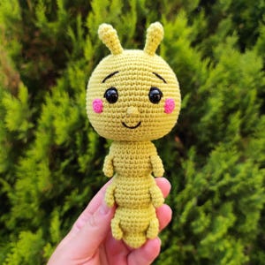 Patrón de ganchillo de Carter la oruga - tutorial en PDF de oruga amigurumi