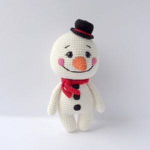 Christmas snowman amigurumi pattern