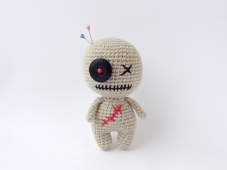 How to crochet voodoo doll