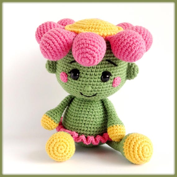 Daisy doll Crochet Pattern