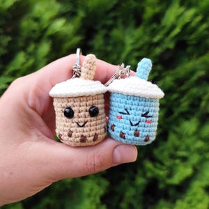Boba te nyckelring virkmönster, söt virkad liten boba te amigurumi pdf-mönster