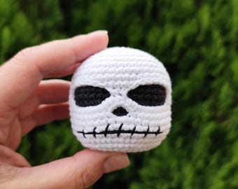 Skull Crochet Pattern - amigurumi skull PDF tutorial