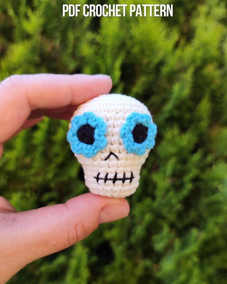 Tiny sugar skull PDF Crochet Pattern