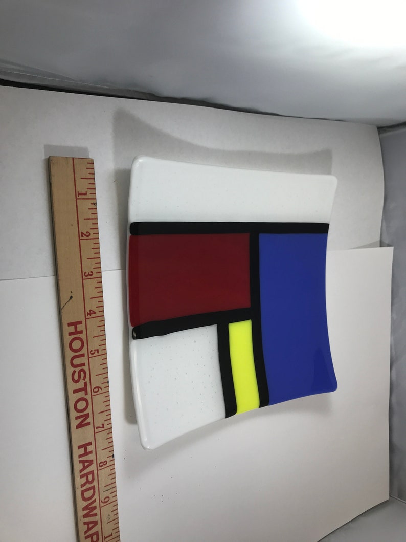 Mondrian Style Plate image 4