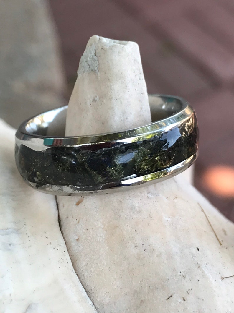 Stone Inlay Ring With Peacock Ore | Etsy