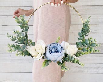 bridesmaid circle bouquet