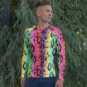 Rainbow Snakeskin Animal Print Men&#39;s Rash Guard