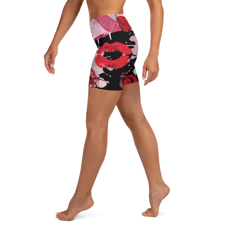 Kisses Lipstick Print Abstract Yoga Shorts
