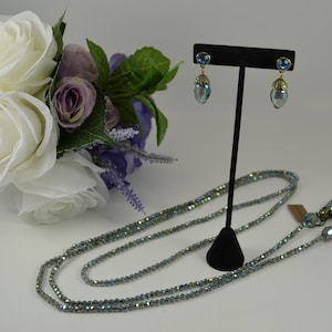 Beautiful Heidi Daus Blue Beaded Necklace and Earring Set
