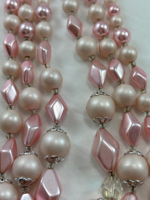 Beautiful Pink 3 Strand Vintage Beaded Necklace - image 5