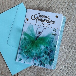 Carte danseuse étoile vert émeraude avec tutu tulle vert