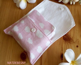 Pink and white reusable makeup remover wipes with storage pouch - Zero waste beauty kit