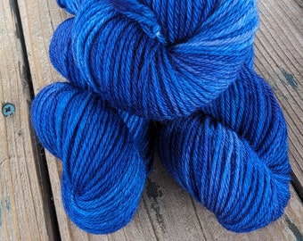 Blue Faerie, worsted weight, super wash merino, 100 grams @ 219 yards