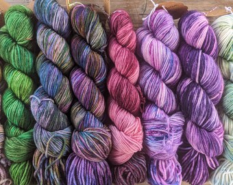 Worsted weight, Super wash Merino, various colors, 100 g - 219 yds