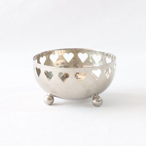 Vintage Heart Bowl, Silver Heart Bowl, Serving Bowl, Candy Bowl, Nut Bowl, Decorative Bowl, Bowl Centerpiece, Kitchen Decor, Gift for Her