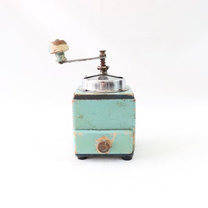 Antique Peugeot Grinder, Antique Coffee Grinder, Manual Grinder, Primitive Grinder, Wooden Grinder, Coffee Mill, Kitchen Decor Spice Grinder