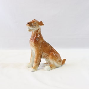 Figura de Airedale Terrier, Figura de Lomonosov, Porcelana de Lomonosov, Figura rusa, Porcelana de la URSS, Figura coleccionable, Decoración única para el hogar
