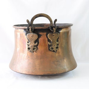 Huge Copper Cauldron, Antique Large Cauldron, Antique Copper Pot, Copper Bucket with Handle, Farmhouse Kitchen Decor Antique Kitchen Utensil